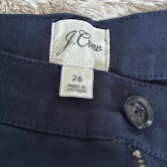 Wide leg, khaki pants in navy - Picture 2 of 4